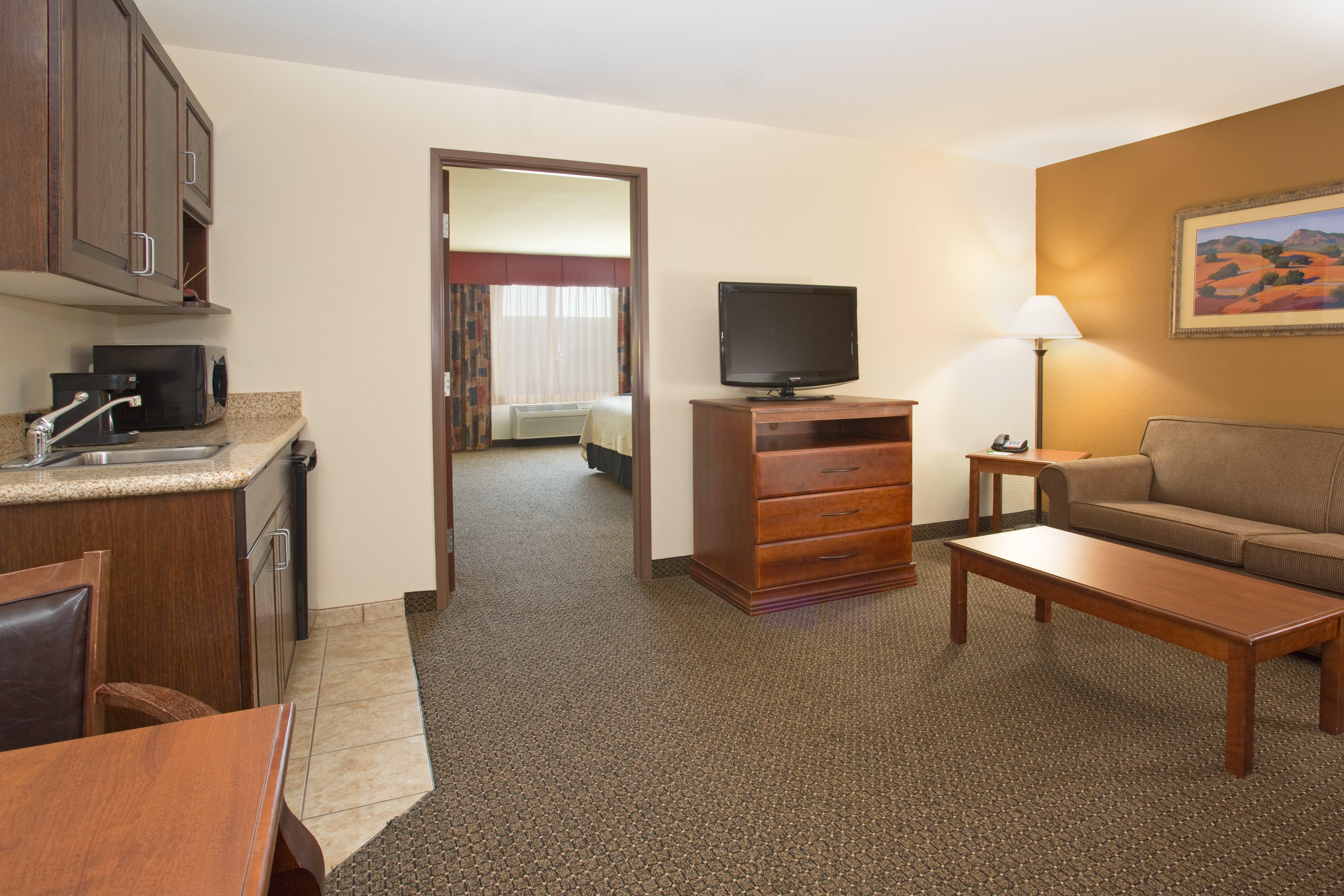 Holiday Inn Express & Suites Trinidad By Ihg エクステリア 写真